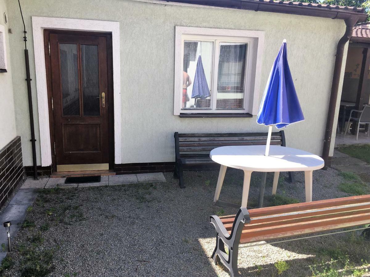 Dvacítka Apartamento Ceske Budejovice Exterior foto